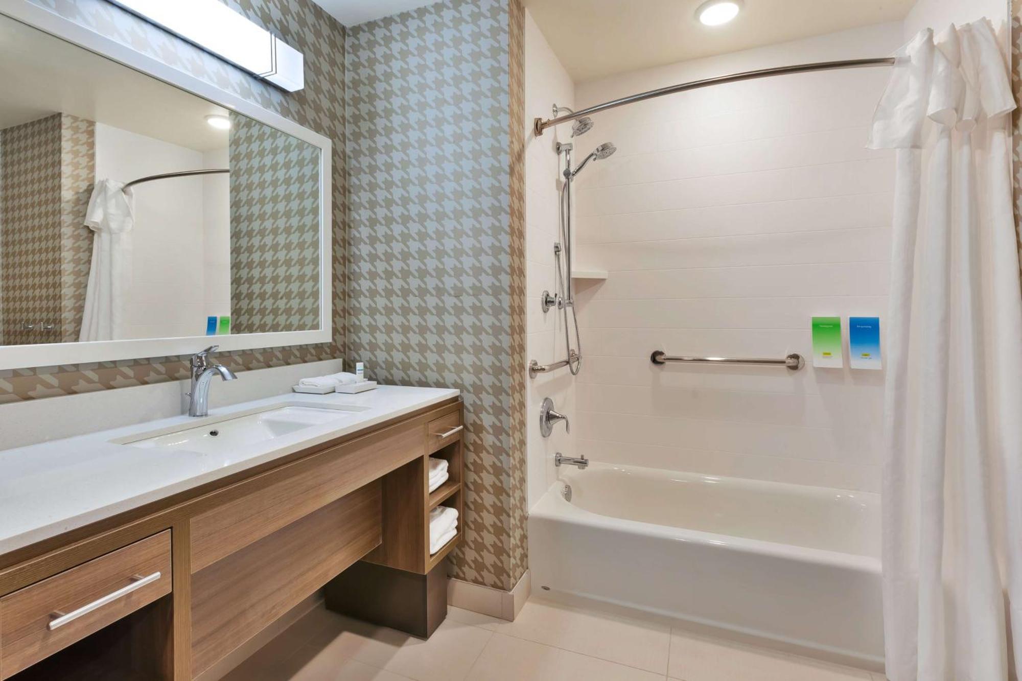 Home2 Suites By Hilton Grand Blanc Flint, Mi Экстерьер фото